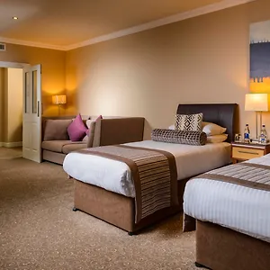 Hotel The Brehon &