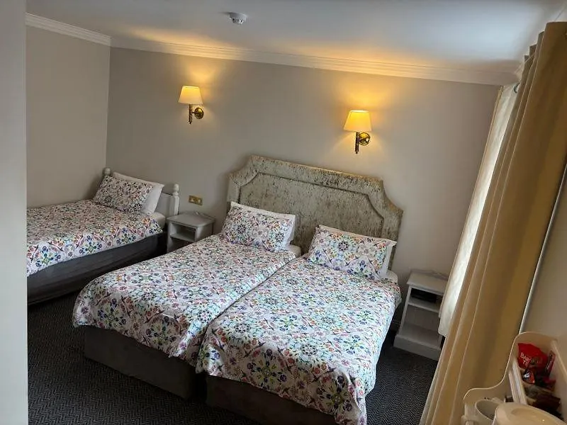 Harmony Inn - Glena House Killarney Ireland